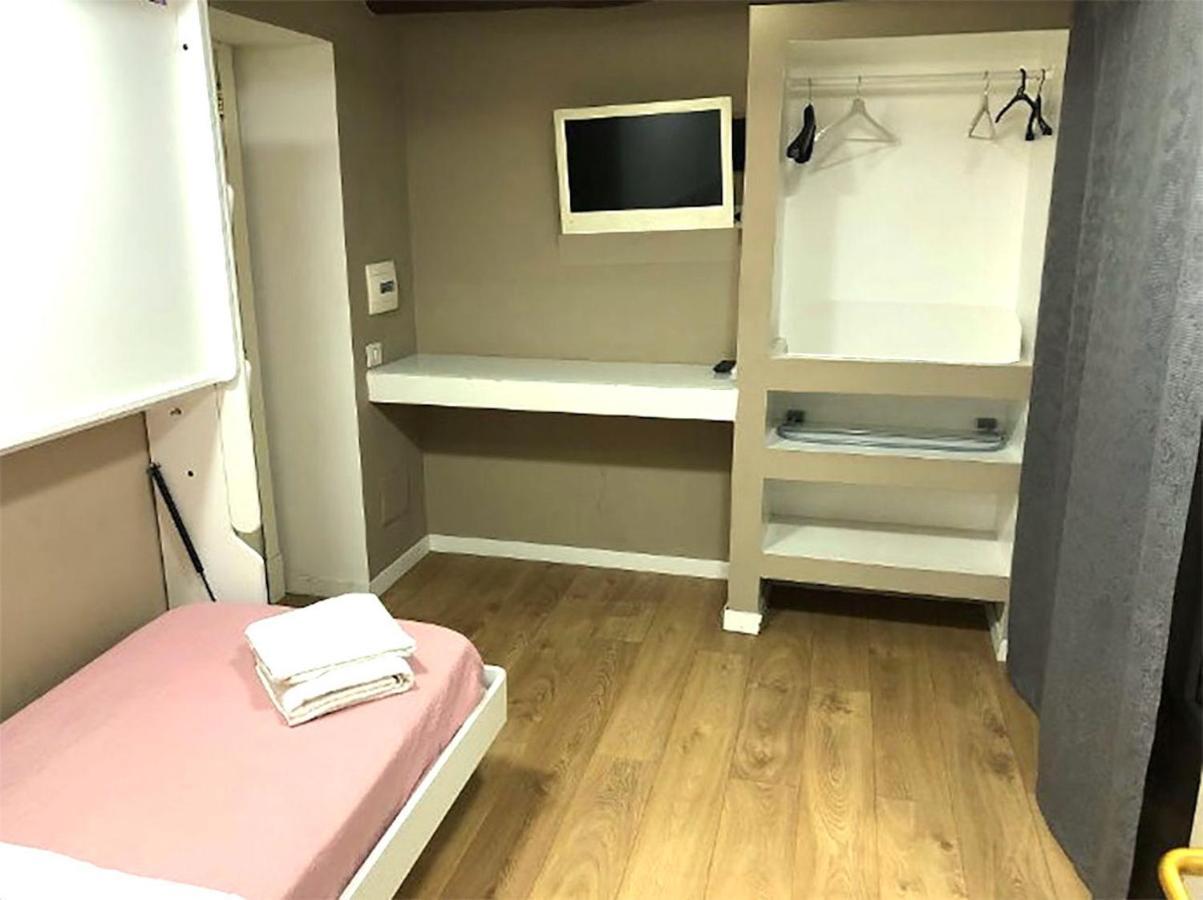 Bed And Breakfast Napoli Centro Storico Экстерьер фото