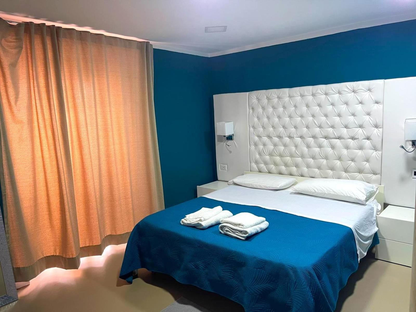 Bed And Breakfast Napoli Centro Storico Экстерьер фото